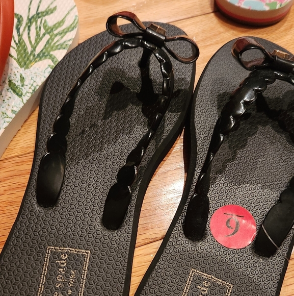 Designer Bundle Flip-Flops! - Picture 12 of 16